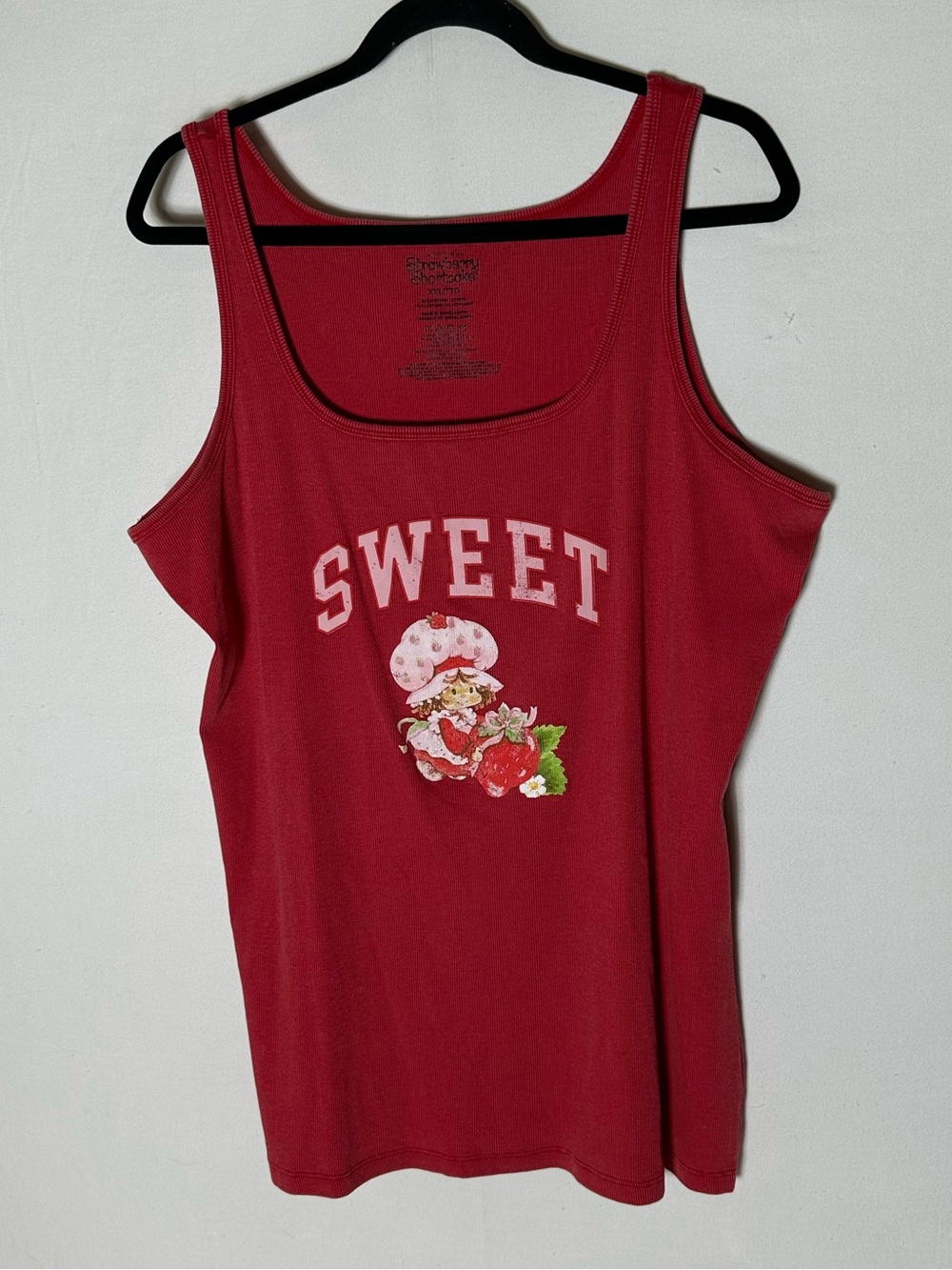 The World Of Strawberry Shortcake Sweet Graphic Ribbed Scoop Neck Tank XXL NWT